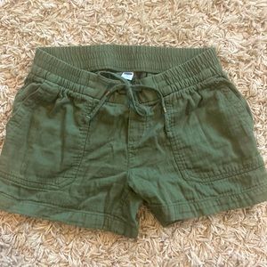 Old Navy shorts W-size 2. Like New